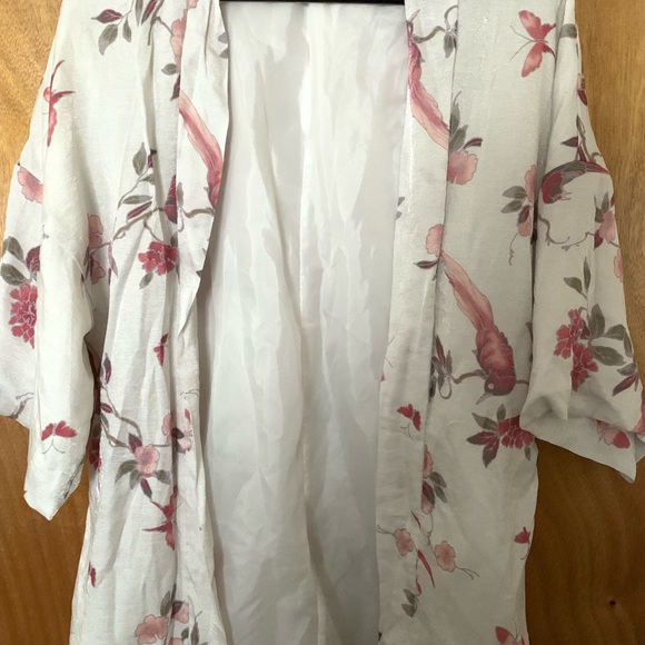 H&M Patterned Kimono - Picture 2 of 5